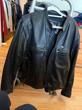 Genuine Harley-Davidson Black Leather Motorcycle Jacket with Zip Pockets